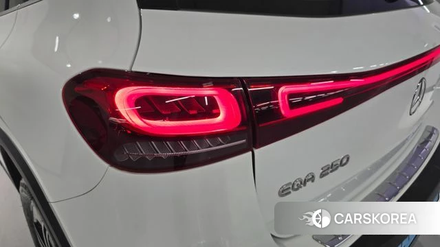 Mercedes-Benz EQA H243 2023 Белый из Кореи, фото 4