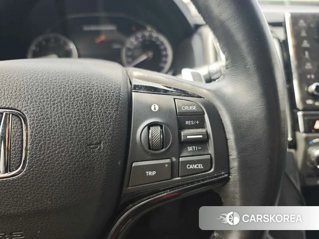 Honda UR-V 2023 Шампань из Китая, фото 4
