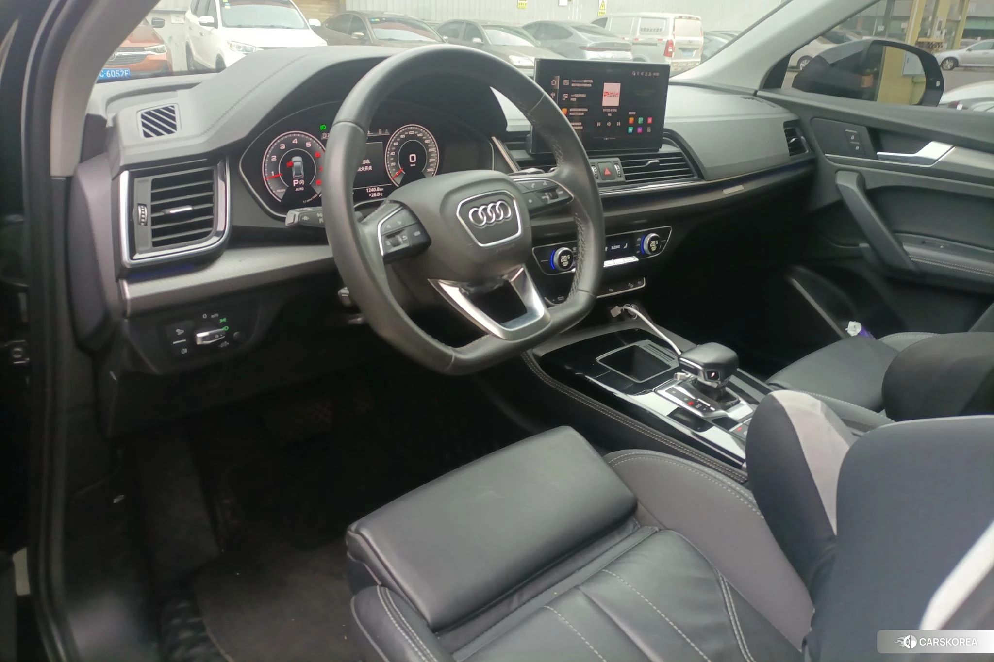 Audi Q5L 2021 Черный из Китая, фото 4