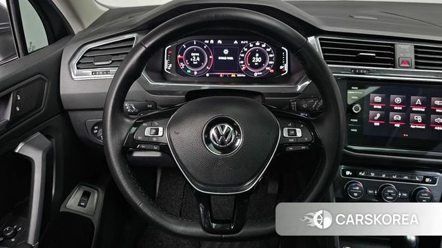 Volkswagen Tiguan Allspace 2020 Серый из Кореи, фото 4