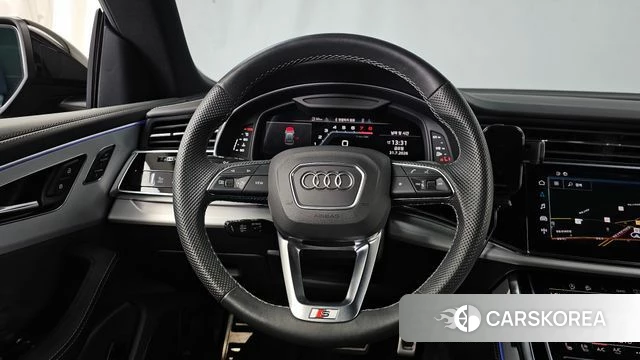 Audi Q8 (4M) 2022 Черный из Кореи, фото 4