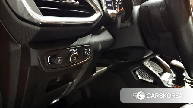 Chevrolet (GM Daewoo) Trailblazer 2020 Красный из Кореи, фото 4