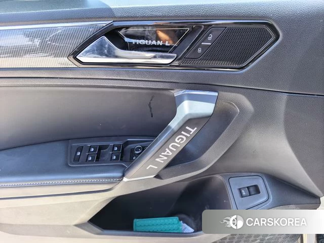 Volkswagen Tiguan L 2021 Белый из Китая, фото 4