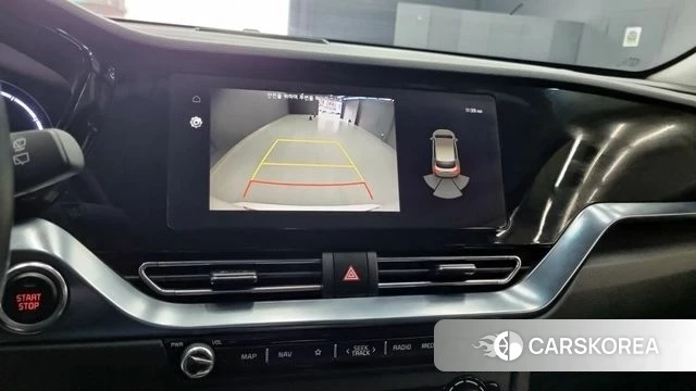 Kia Niro Plus 2023 Белый из Кореи, фото 4