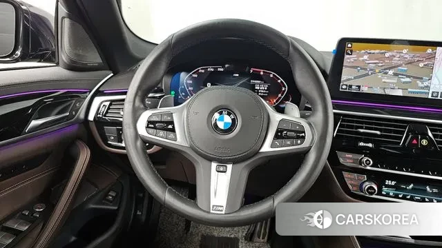 BMW 5 Series (G30) 2022 Черный из Кореи, фото 4