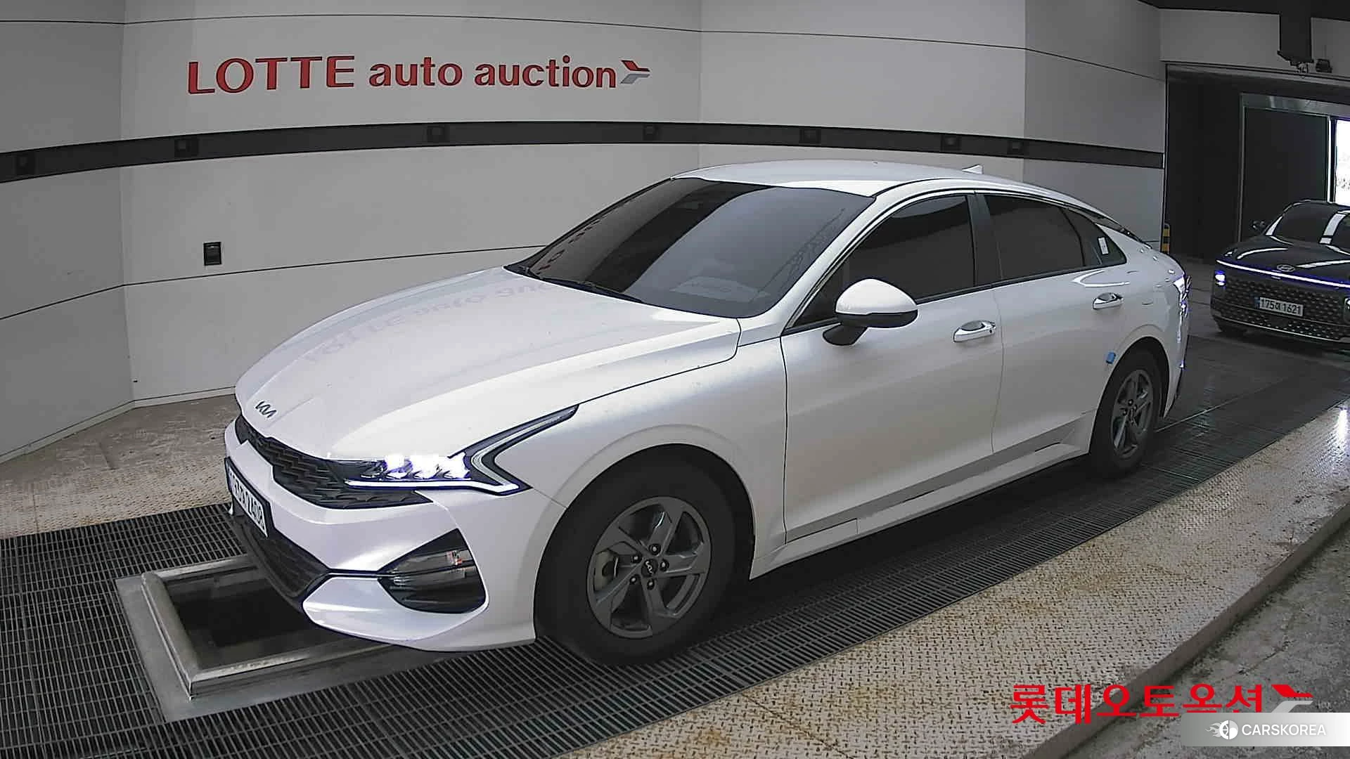 Kia K5 2022 Snow White Pearl (optional) из Кореи, фото 4