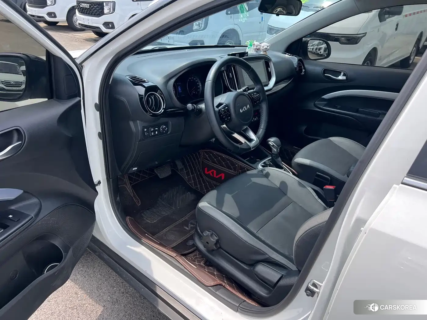 Kia KX1 2022 Белый из Китая, фото 4