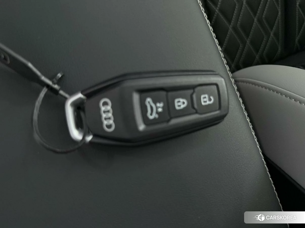 Audi A5L 2025 Зеленый из Китая, фото 4