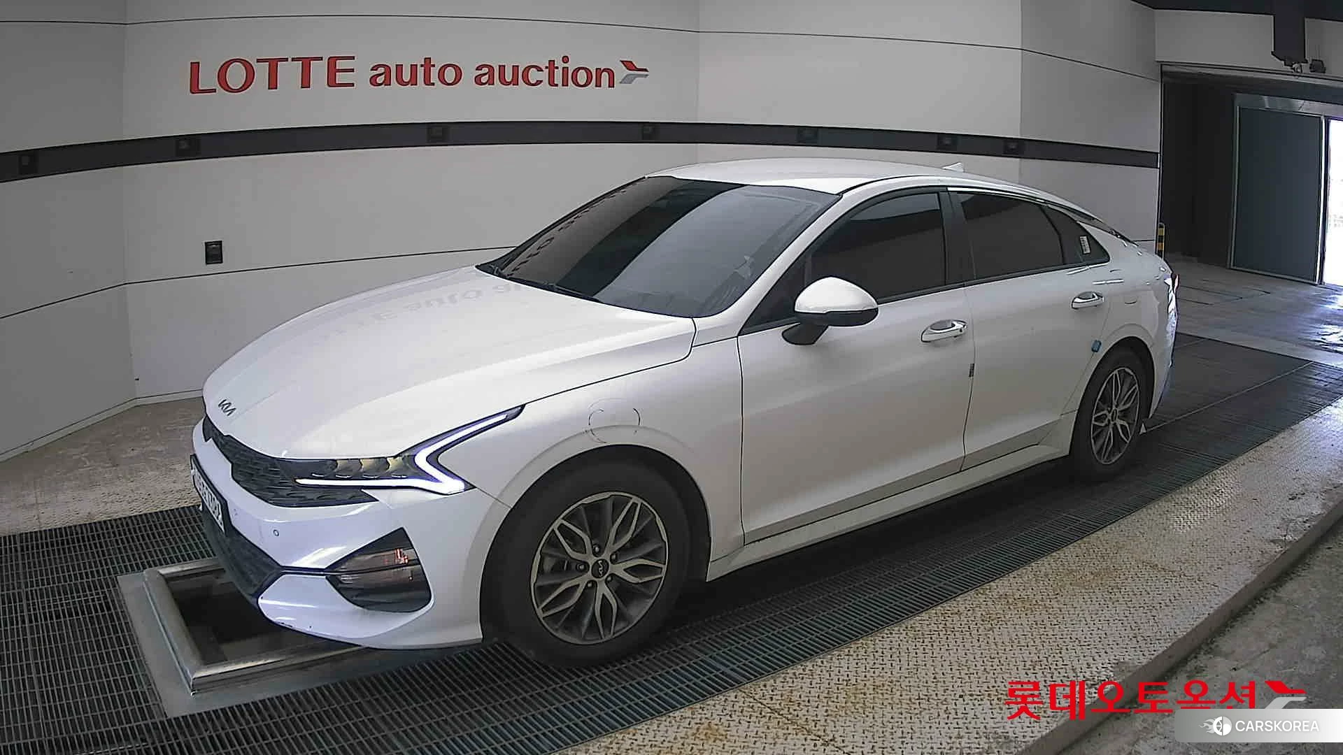 Kia K5 2022 Snow White Pearl (optional) из Кореи, фото 4