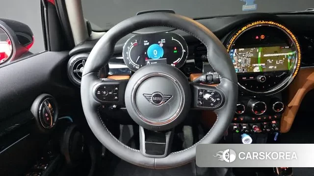 Mini Cooper S 2024 Красный из Кореи, фото 4