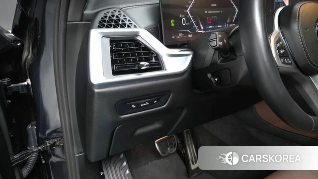 BMW X6 (G06) 2024 Черный из Кореи, фото 4