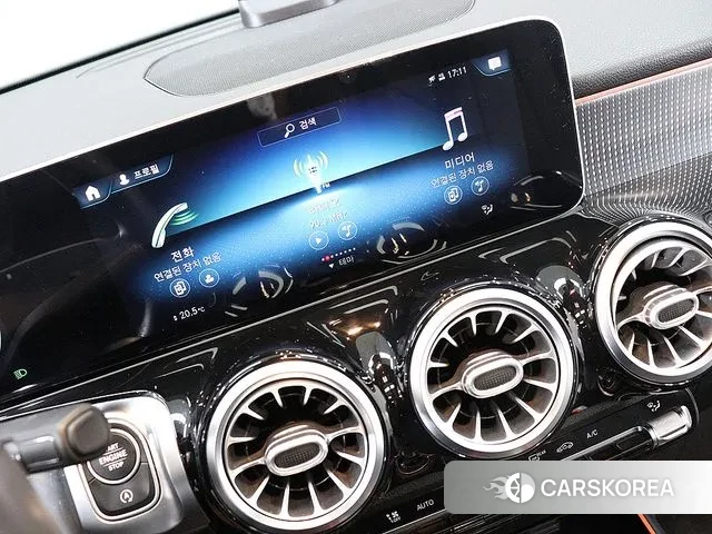 Mercedes-Benz GLB-Class X247 2020 Белый из Кореи, фото 4