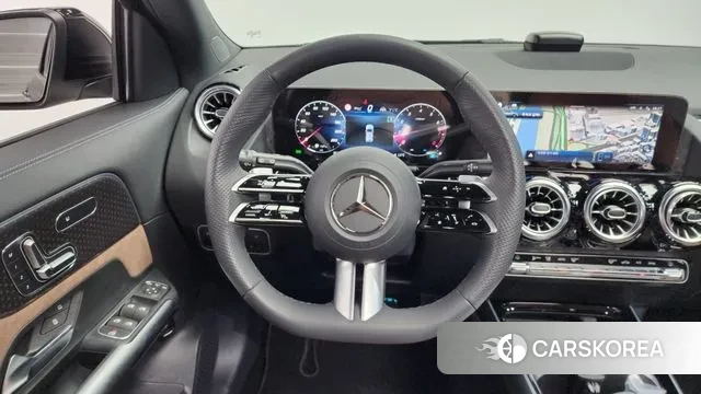 Mercedes-Benz GLA - Class H247 2025 Черный из Кореи, фото 4