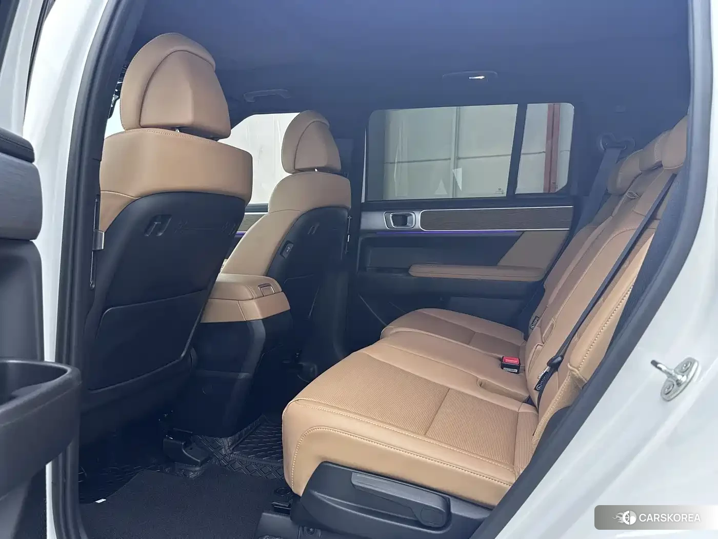 Hyundai Santa Fe 2024 Белый из Китая, фото 4