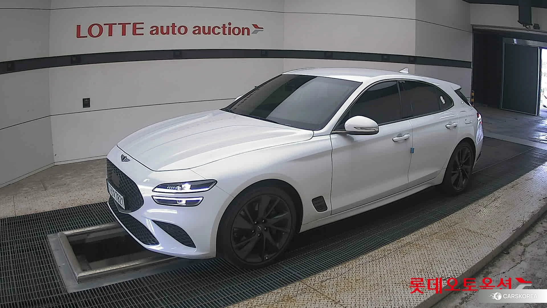 Hyundai G70 SHOOTING BRAKE 2023 Uyuni White из Кореи, фото 4