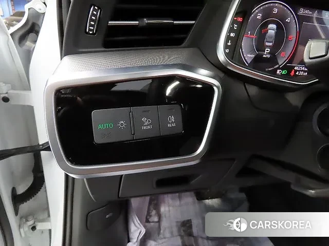 Audi A6 (C8) 2020 Белый из Кореи, фото 4