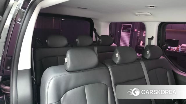 Hyundai Staria 2022 Черный из Кореи, фото 4