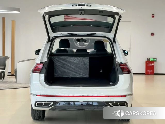 Volkswagen Tiguan L PHEV 2025 Белый из Китая, фото 4