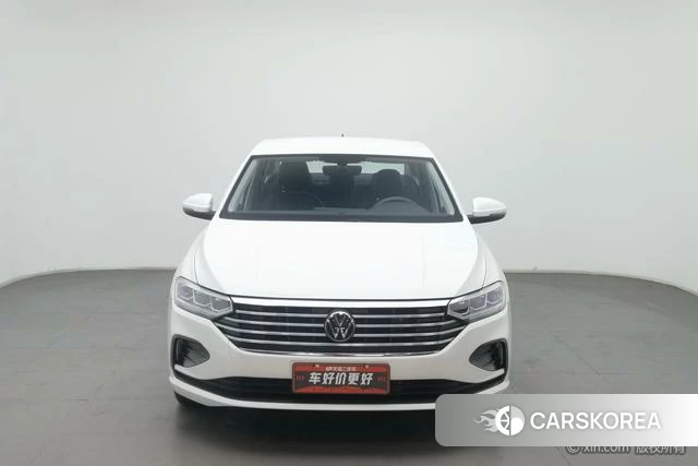 Volkswagen Lavida 2023 Белый из Китая, фото 4