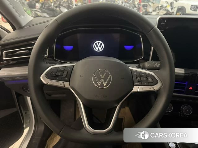 Volkswagen Sagitar 2025 Белый из Китая, фото 4