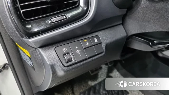 Kia Stonic 2018 Белый из Кореи, фото 4