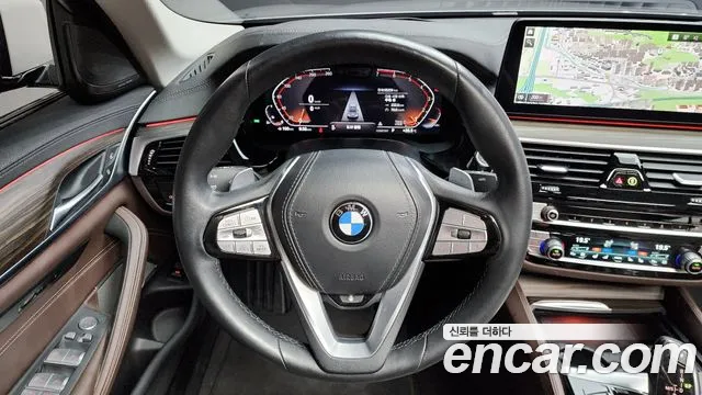 BMW 5 Series (G30) 2022 Серебристо-серый из Кореи, фото 4