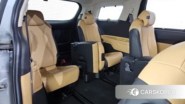 Kia Carnival 4th generation 2020 Серебряный из Кореи, фото 4