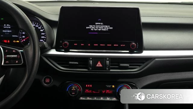 Kia The New K3 2nd generation 2022 Серебряный из Кореи, фото 4