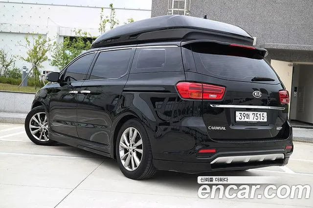Kia The New Carnival 2018 Черный из Кореи, фото 4