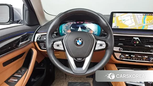 BMW 5 Series (G30) 2023 Серебряный из Кореи, фото 4