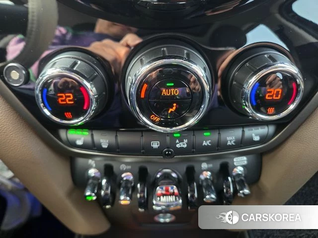 Mini Cooper Countryman 2019 Черный из Кореи, фото 4