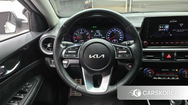 Kia The New K3 2nd generation 2023 Белый из Кореи, фото 4