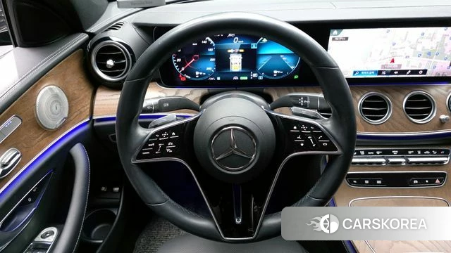Mercedes-Benz E-Class W213 2021 Серый из Кореи, фото 4