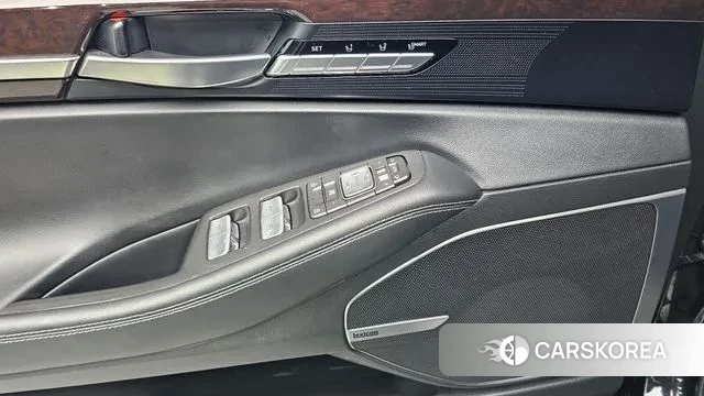 Genesis EQ900 2018 Черный из Кореи, фото 4