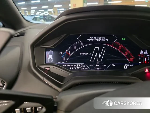 Lamborghini Huracan 2023 Серебристо-серый из Кореи, фото 4