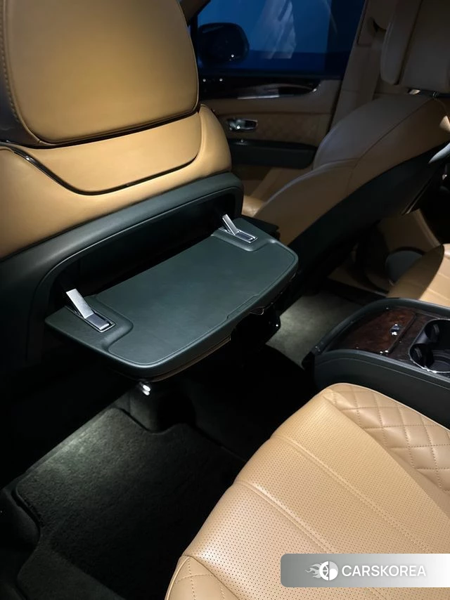 Bentley Bentayga 2018 Золотой из Кореи, фото 4