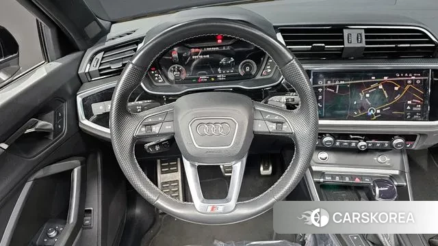 Audi Q3 (F3) 2023 Черный из Кореи, фото 4