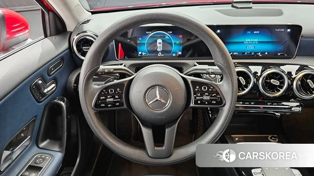 Mercedes-Benz A-Class W177 2019 Красный из Кореи, фото 4