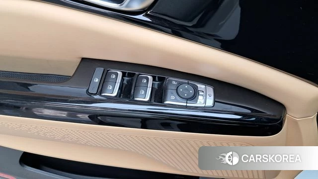 Kia Carnival 4th generation 2023 Белый из Кореи, фото 4