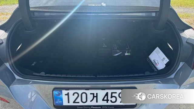 BMW 8 Series (G15) 2025 Серебристо-серый из Кореи, фото 4