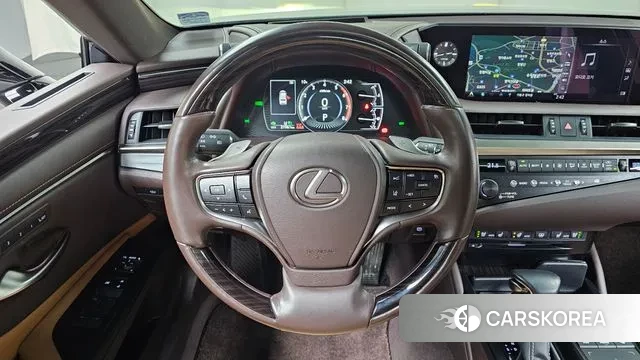 Lexus ES300h 7th generation 2020 Песочный из Кореи, фото 4