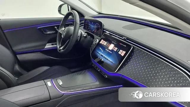 Mercedes-Benz E-Class W214 2024 Белый из Кореи, фото 4