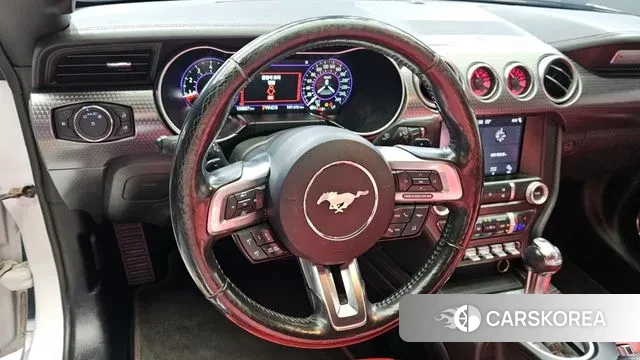 Ford Mustang 2019 Белый из Кореи, фото 4