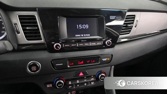Kia Niro 2018 Белый из Кореи, фото 4