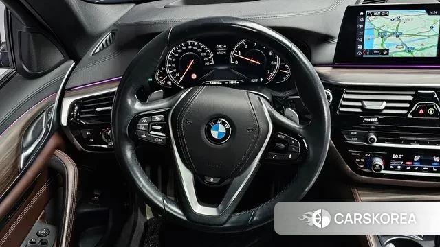 BMW 5 Series (G30) 2018 Серый из Кореи, фото 4