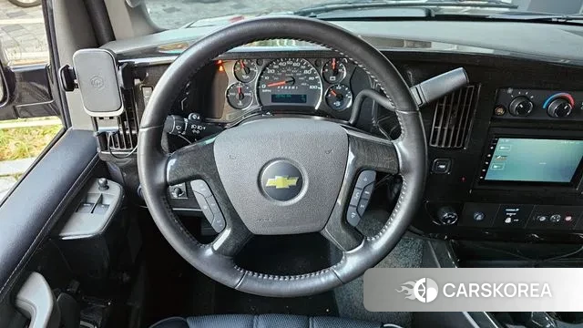 Chevrolet Express Van 2020 Черный из Кореи, фото 4