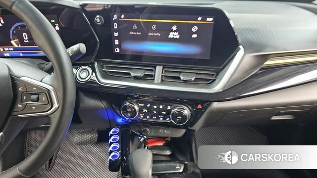 Chevrolet (GM Daewoo) Trax Crossover 2023 Белый из Кореи, фото 4