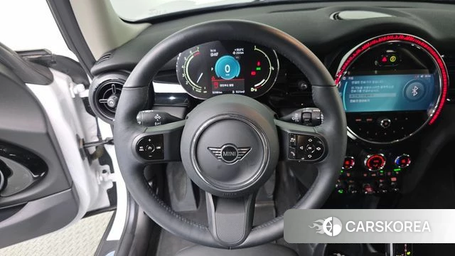 Mini Cooper 2023 Белый из Кореи, фото 4