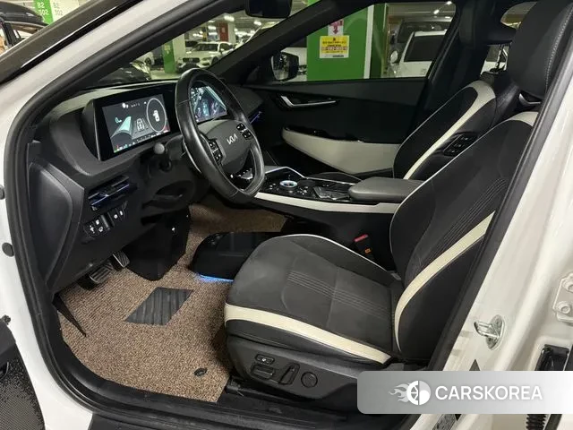 Kia EV6 id 3142963 из Кореи 4