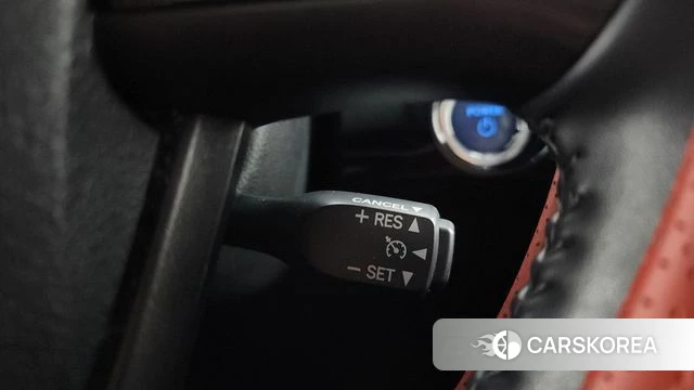 Toyota Prius 4th Generation 2019 Белый из Кореи, фото 4